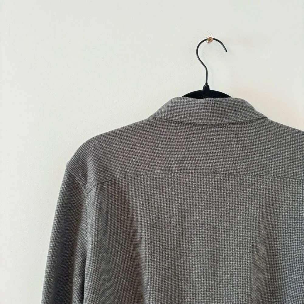 Faherty Men's Gray Button-Down Casual Shirt - Picture 6 of 7